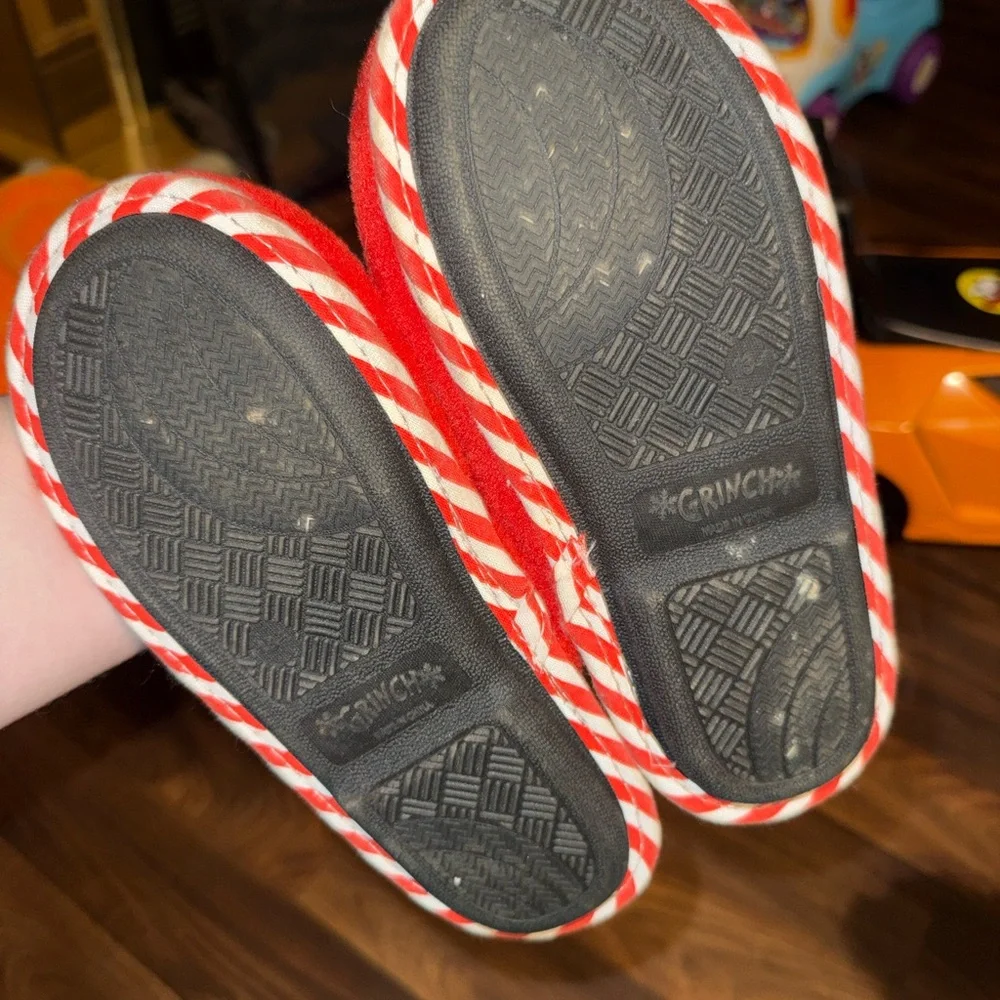 Toddler Grinch Slippers